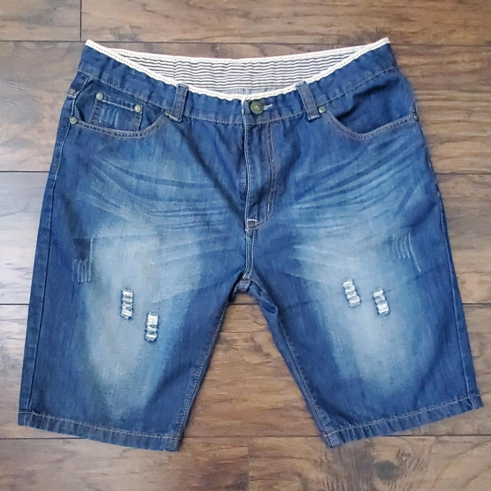 Levi's "Style" Denim Shorts